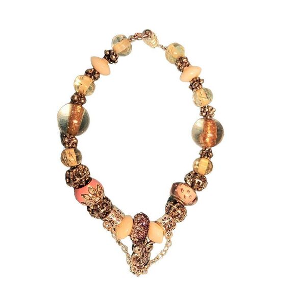 Hand Crafted Beaded bracelet 8 1/2" - Picture 8 of 10